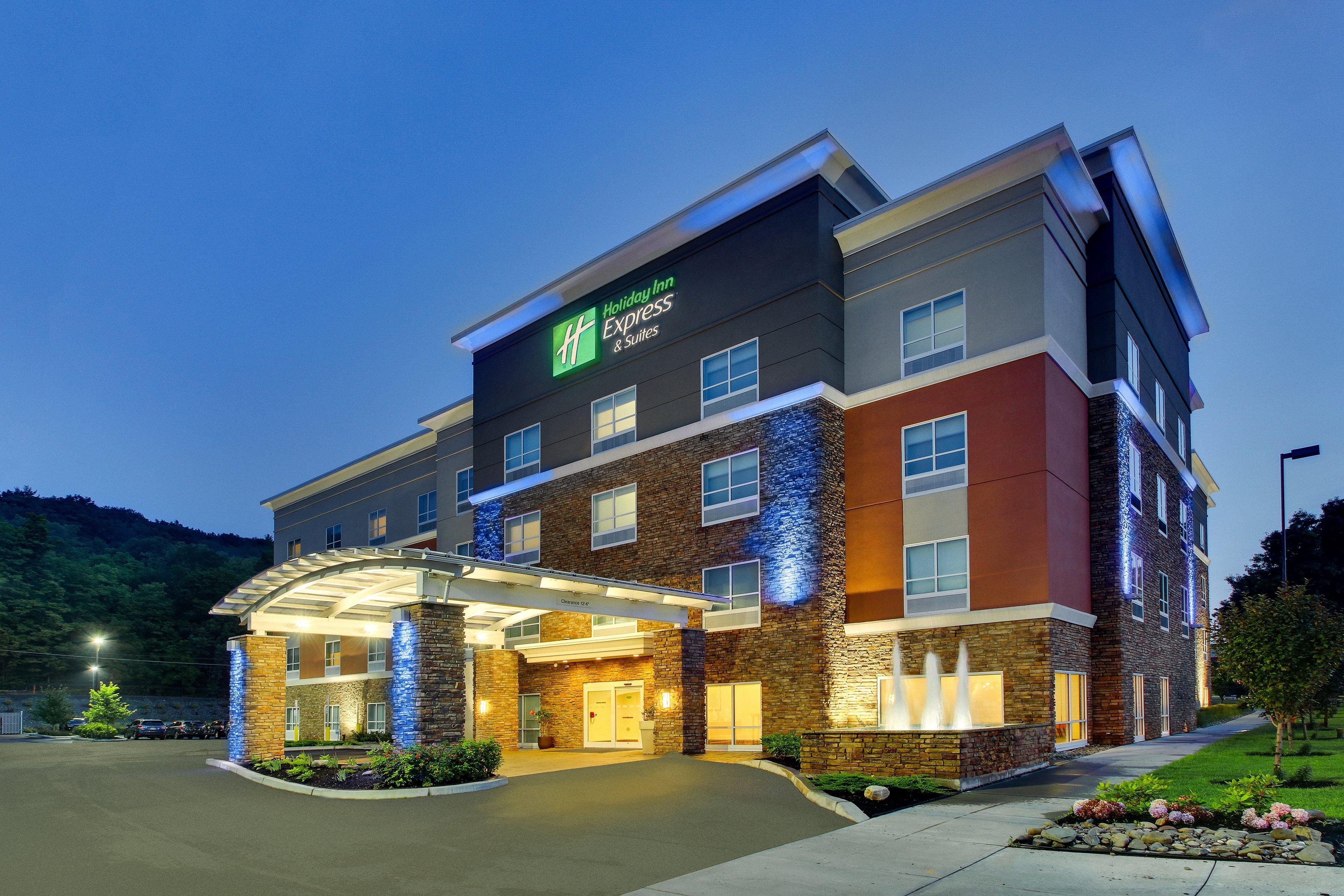 Holiday Inn Express & Suites - Ithaca, An Ihg Hotel Exterior photo