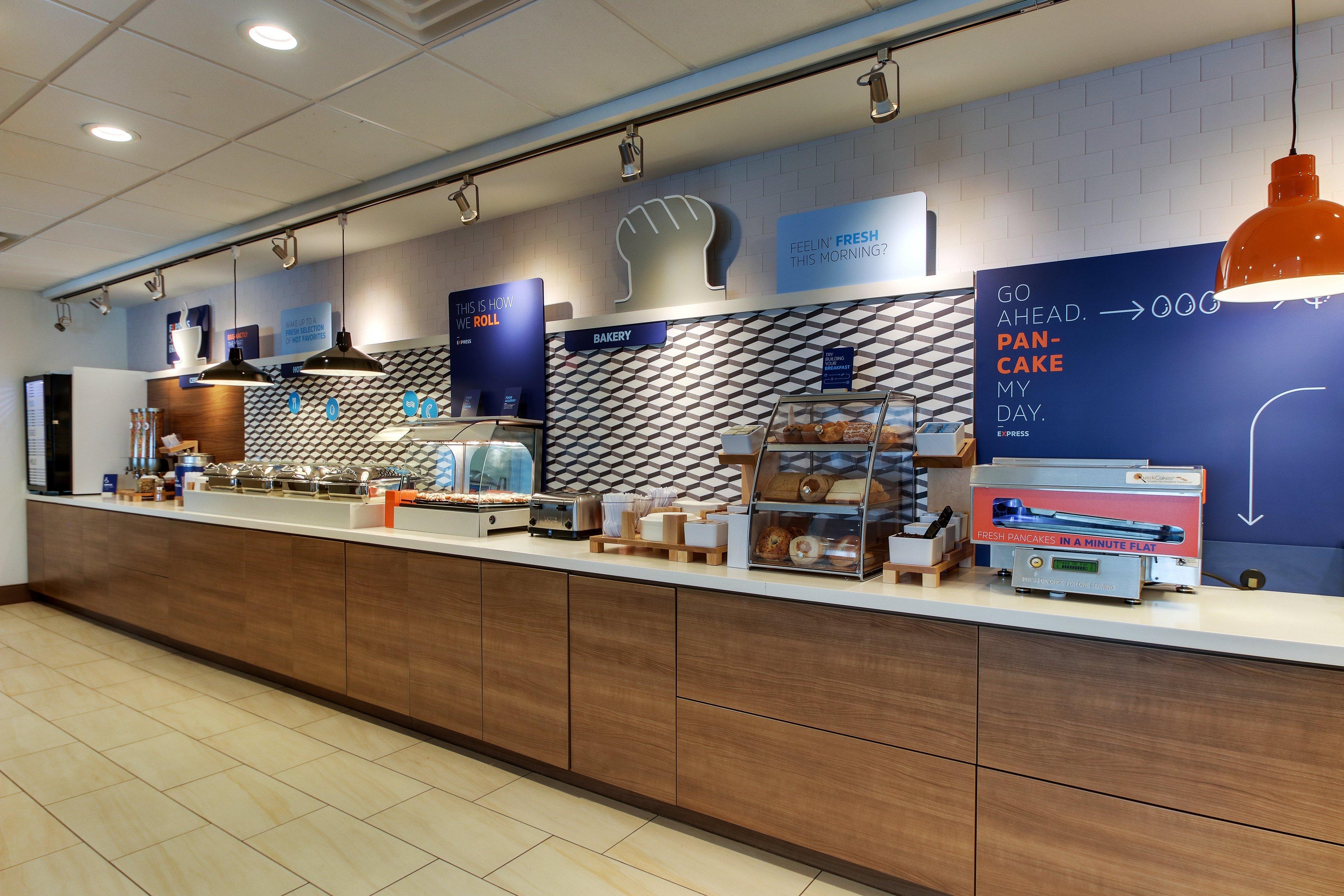 Holiday Inn Express & Suites Ithaca By Ihg Exterior photo