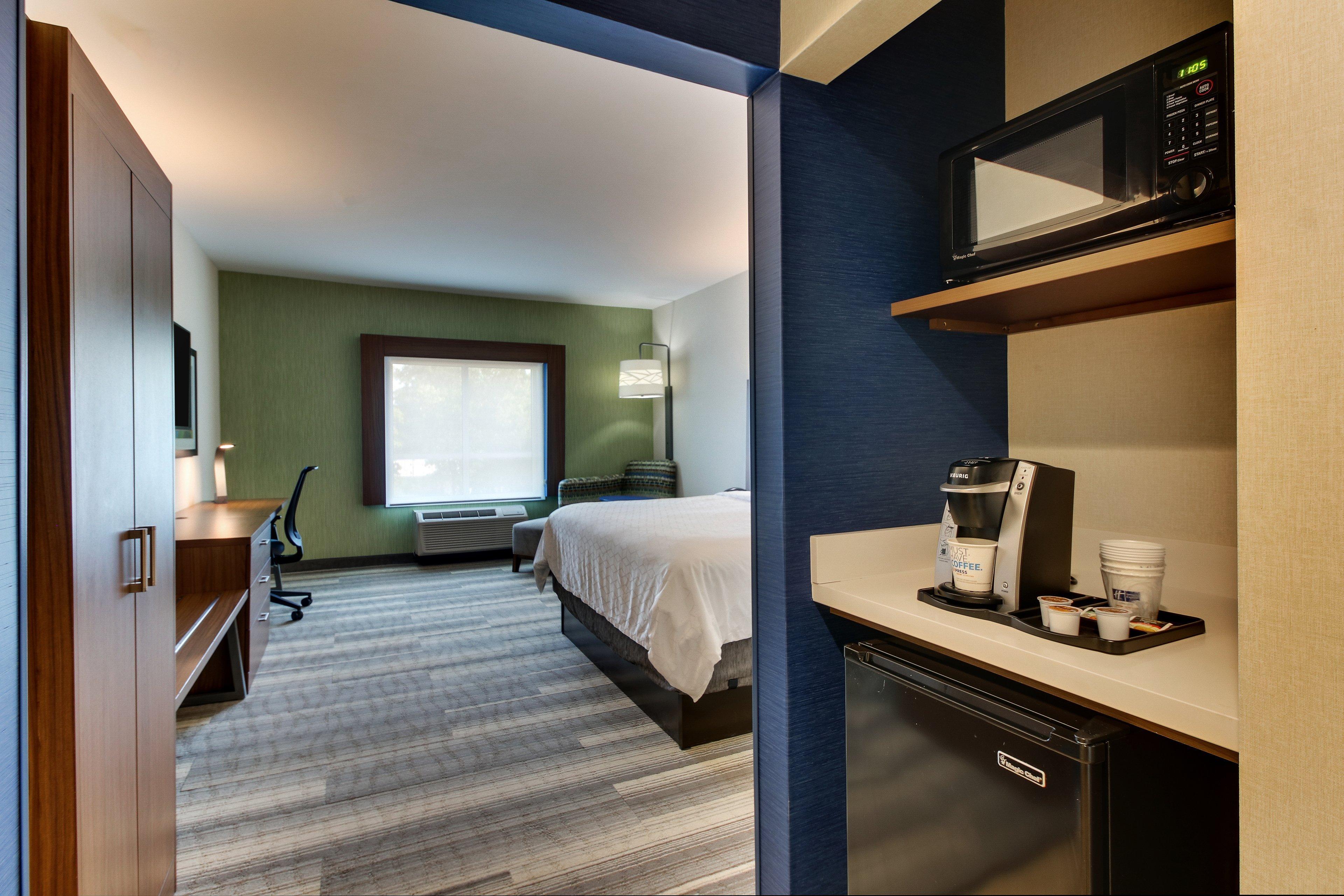 Holiday Inn Express & Suites Ithaca By Ihg Exterior photo