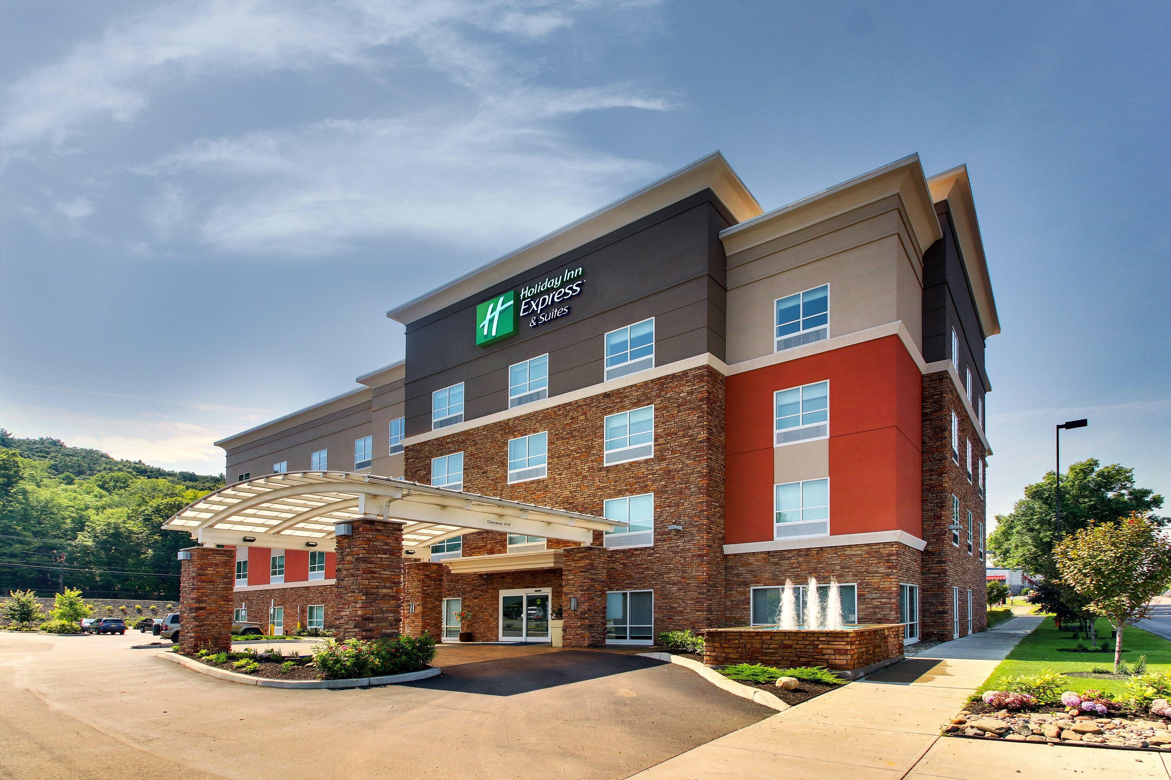 Holiday Inn Express & Suites - Ithaca, An Ihg Hotel Exterior photo